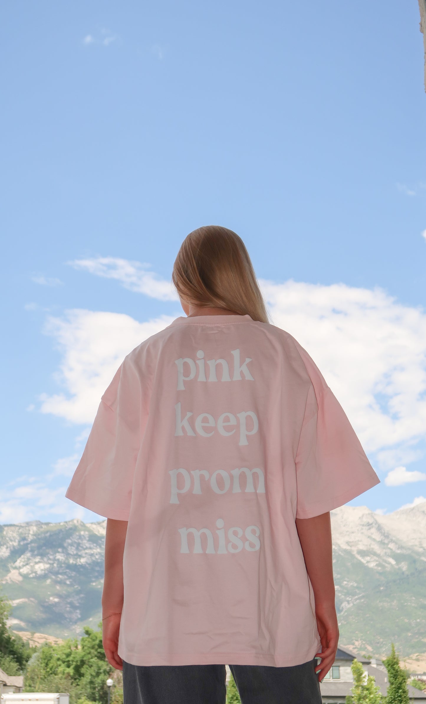 pink keep prom miss- oversized tee